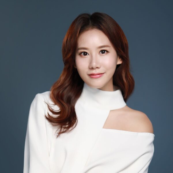 MC : 이나은